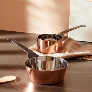 Alessi 90105/10/C La Cintura di Orione copper saucepan with long handle and lid diam.10 cm. - Buy now on ShopDecor - Discover the best products by ALESSI design