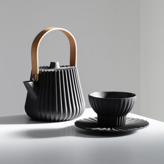 Revol Pekoë teapot with infuser basket - Buy now on ShopDecor - Discover the best products by REVOL design