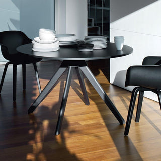 Magis Cuckoo The Wild Bunch black fixed table diam. 120 cm. - Buy now on ShopDecor - Discover the best products by MAGIS design